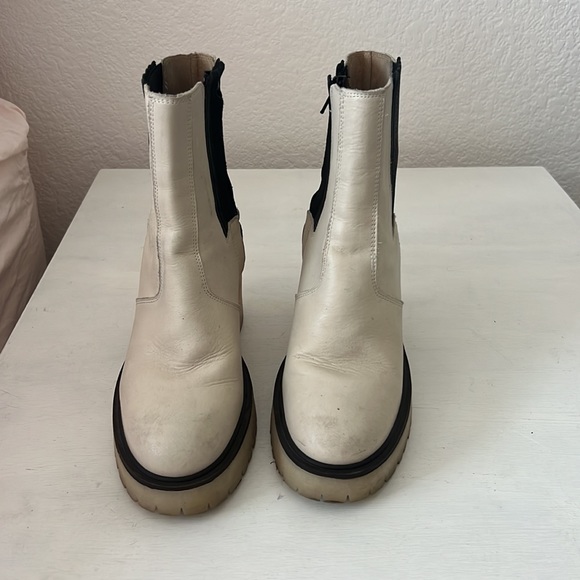 Free People James Chelsea Boots White Leather Gum Sole - Picture 6 of 6